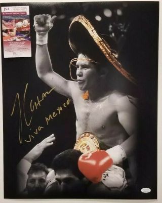 Julio Cesar Chavez Signed Autographed Mexican Boxing Legend 16x20 Photo.  Witness