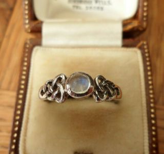 Vintage Jewellery Scottish Silver 925 Celtic Knot Moonstone Cabochon Ring
