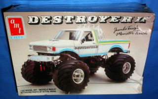 Vintage - 1989 Amt - Ford Monster Truck " Destroyer Ii " Model Kit 1/25