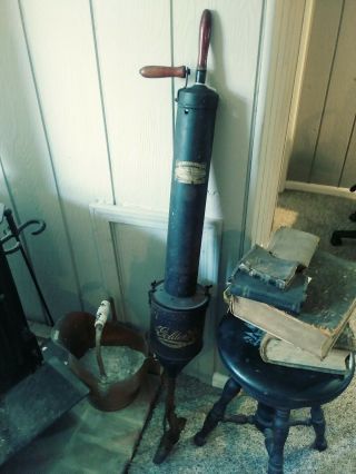 Antique Golden Rod Hand Pump Vacuum Cleaner Chicago,  Il.  Patent Date 12 - 26 - 1911