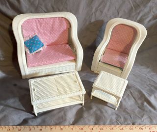 Barbie 1983 Vintage White Wicker Furniture Dream House Living Room Chair Table