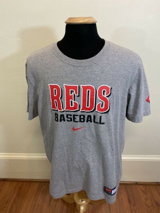 Men’s Nike Team Mlb Cincinnati Reds T - Shirt Size Xl Gray