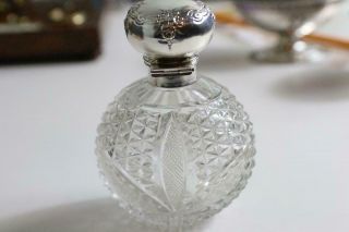 Large Cut Glass And Sterling Silver Perfume Bottle Walker & Hall 1913