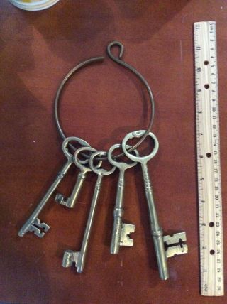 Vintage Brass Keys on Ring Jailers Set 2