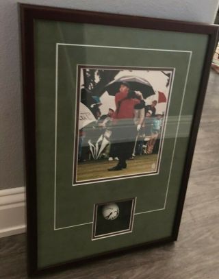 Tiger Woods Signed Golf Ball Includes Framed Photo & Certificate Of Authent.