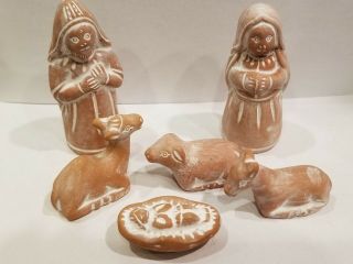 Vintage Lovely Mexican Terra Cotta Clay 6 Piece Nativity Scene