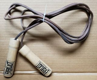 Vintage Everlast Boxing Leather Jump Rope Wood Handles 9.  5 Feet Model 4497 -