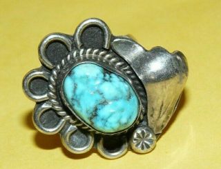Old Pawn Vintage Native American Navajo Sterling Silver Turquoise Ring Size 9