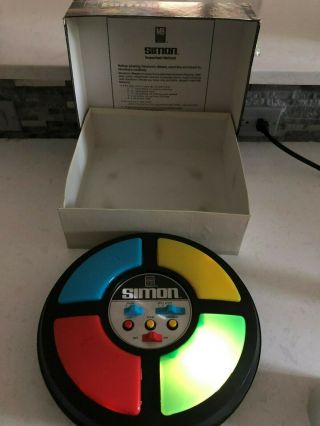 Vtg 1978 Milton Bradle Memory Game Simon Says W Batteries Euc
