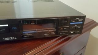 Vintage Sony CDP - 30 Single Tray Compact Disc CD Player 1985 3