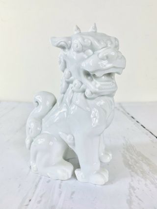 Foo Fu Dog Guardian Lion White Vintage Ceramic Porcelain Statue Chinese H 7”