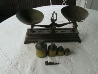 Antique/vintage Cast Iron Balance Scale Store/kitchen 9 Brass Wts.  Brass Pans