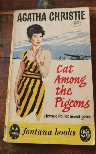Agatha Christie Cat Among The Pigeons 1962 Fontana Paperback Hercule Poirot