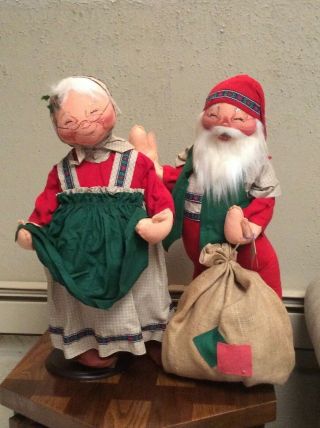 Annalee Mobilitee Doll Vintage Christmas Old World Santa & Mrs.  Claus Large 28