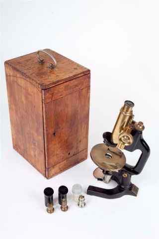 Vintage C1919 " C.  Reichert No.  61786 " Microscope With Case  24