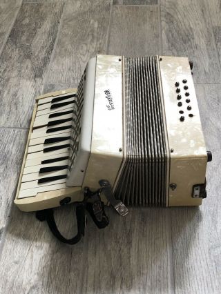 Vintage Castelli Accordion Made In Italy 3