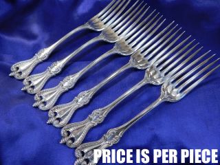 Towle Old Colonial Sterling Silver Dinner Fork - M