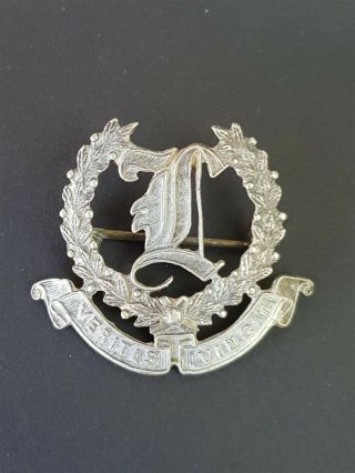 Australia Vintage Old Veritas Vinciti Silver Lapel Pin Badge Hallmarked