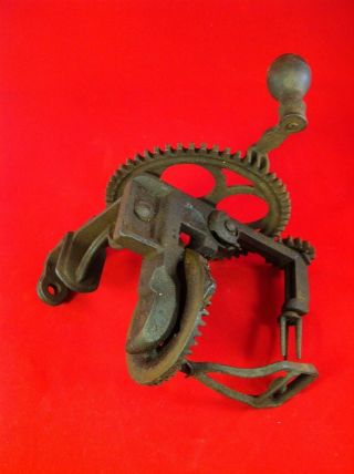 Antique / Vintage Penn Hardware Cast Iron Apple Peeler / Parer Gears Turn Well
