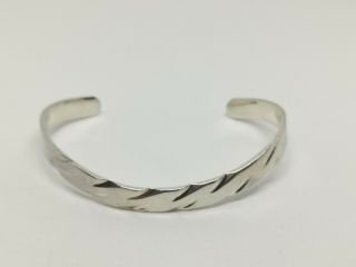 Lovely Unusual Vintage Solid Silver Deco Style Bangle
