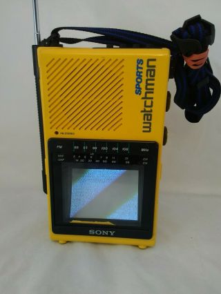 Vintage Sony Sports Watchman B/w Tv & Fm Stereo Receiver Fd - 45a Vhf/uhf Yellow