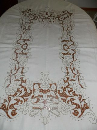 VINTAGE ECRU TABLECLOTH CUT OUTS EMBROIDERY 80 