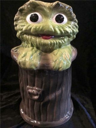 Sesame Street Vintage Oscar The Grouch Cookie Jar Collectible Display Ceramic