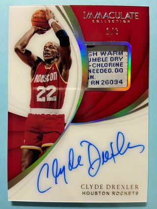 2018 - 19 Panini Immaculate Tags Patch Autograph Auto Card : Clyde Drexler 1/3