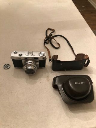 Vintage Ricoh 500 45mm Rangefinder F2.  8 Lens Film Camera With Case
