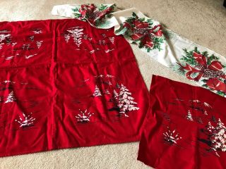 Vintage Wilendur Christmas Tablecloth Napkin Runner