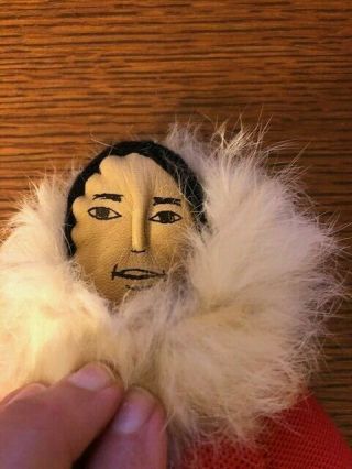 Vintage Inuit/Native American/Eskimo Doll in Authentic Costume 3