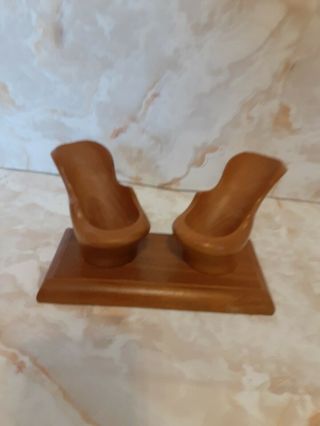 Vintage Walnut Wood Tobacco Smoking Pipe Rest Stand Holder 2 Pipes