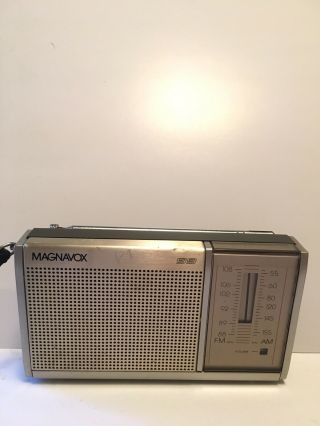 Vintage Magnavox Model 99 Am/fm Pocket Transistor Radio
