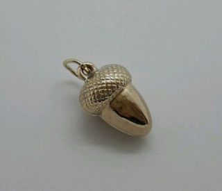 Charming Vintage 1979 Solid 9ct Yellow Gold Puffy Acorn Pendant Detail Not Scrap