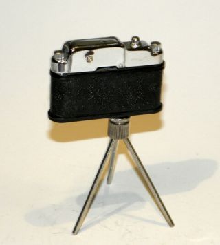 1940 ' s art deco bakelite figural mioj camera automatic petrol lighter 2