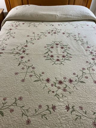 Gorgeous Vintage Hirloom Embroired Quilt King Sz 100 " X 108 " Jcp