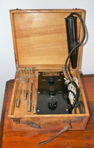 Vintage Osborne Garrett Ogee Medical Violet Ray Machine With Wands In Wooden Box