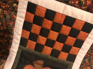 Vintage Hand Made Pieced Quilt Wall Hanging Pumpkin Fall Checkerboard Applique 2