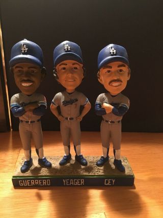 Los Angeles Dodgers Bobblehead 1981 World Series Tri - Mvp Guerrero Cey Yeager
