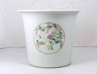 Fine Chinese Famille Rose Vase,  Qing Dynasty,  Planter