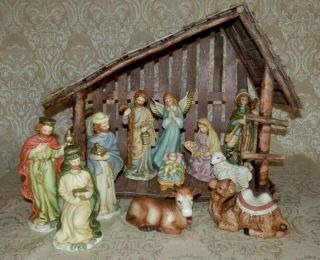 Vintage 12 Pc Set Of Christmas Nativity Scene Manger Porcelain Figurines Angel
