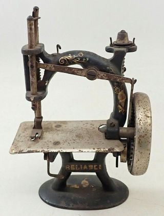 Antique Foley & Williams Reliable Cast Iron Childs Toy Sewing Machine