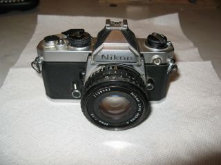 Vintage 1970s Nikon Fm Series E 50mm 1.  8 Lens Slr Camera S/n Fm 3011332