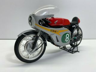 Tamiya 1/12 Scale Honda Rc166 Gp Tace Motorcycle Professionally Built Model Nore