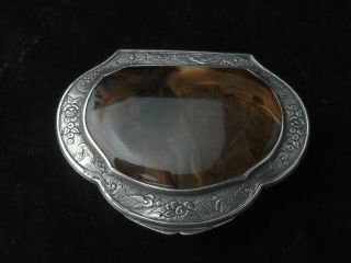 1740 Fine Georgian George 11 Silver And Agate Snuff Box,  Lovely Decoration