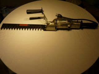 Vintage Black And Decker Heavy Duty Hedge Trimmer