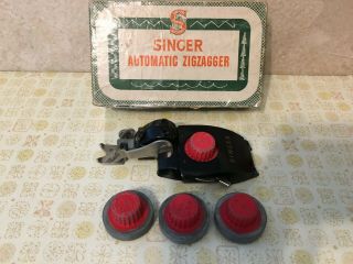 Vintage Singer Sewing Machine Automatic Zigzagger Attachment 160985 Box 4 Cams