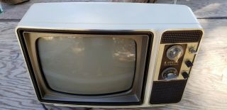 Zenith Solid State Tv 1977 Vintage Black And White Silver Retro Television 12 In