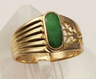 Antique 18k Gold Jade Ring 3.  1 Grams Size 6