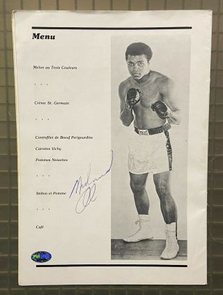 Muhammad Ali Signed Program Autographed Auto Psa/dna Loa Boxing Hof